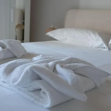 Apartament Maison Julie By Dimorra Neapol